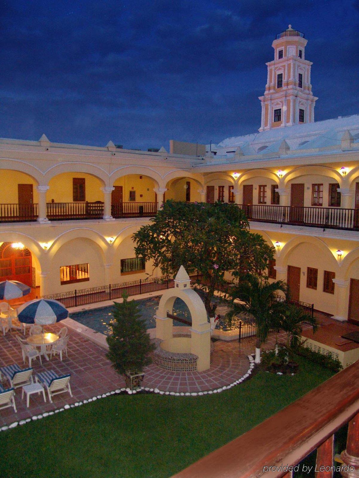 Hotel Veracruz-centro Historico, An Ihg 5*